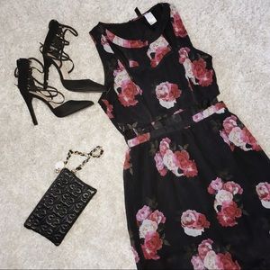 H&M Floral Cutout Sweet Heart Maxi Dress